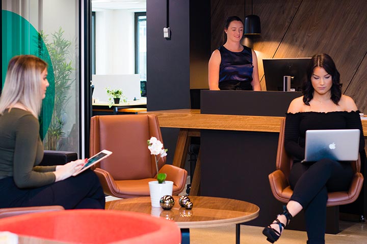 You are currently viewing How Co-working Spaces Promote Health and Happiness