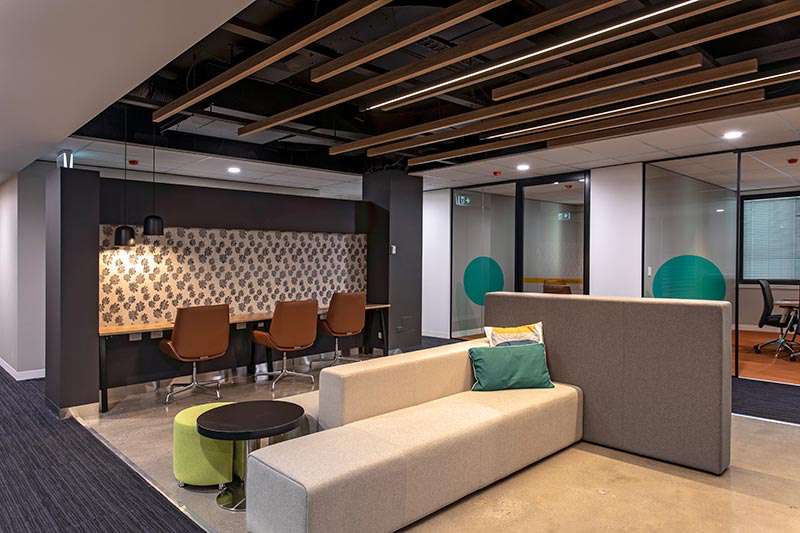 12 Pirie Level 3 hot desks m