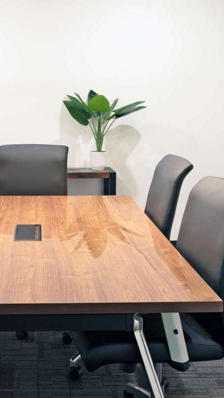 Dedicated Desk Hire 17 12-Pirie-St-L2-Meeting-Room-Medium-07-p450