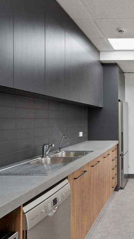 Dedicated Desk Hire 21 12-Pirie-Street-Adelaide-07-kitchen-p450