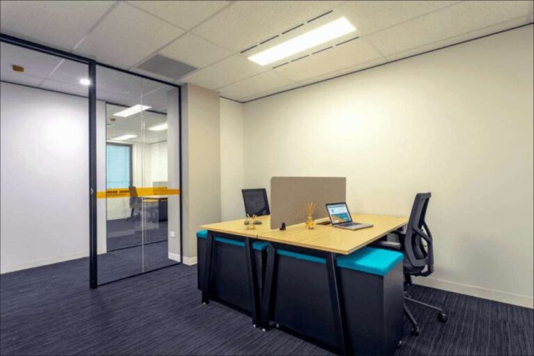 Spot Coworking Private Office small m