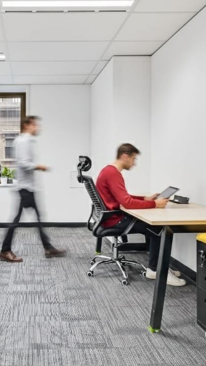 private-office-Spot-Coworking-people-0d69